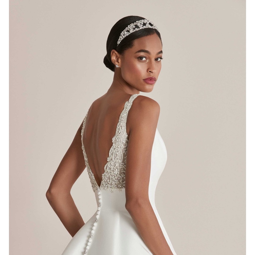 Justin Alexander wedding dress - Picture 7 of 10
